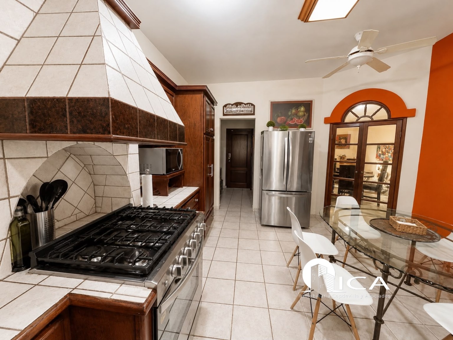 Cocina y desayunador